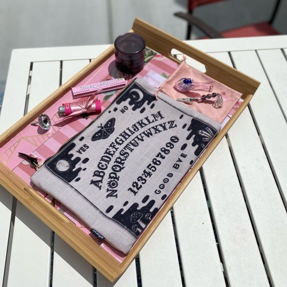 When A Woman Smokes Travel Kit 💨 - Picture 7 of 12